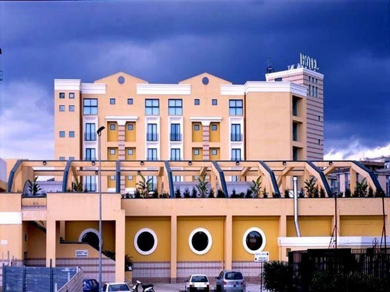 Hotel Apan Reggio Calabria Exterior foto